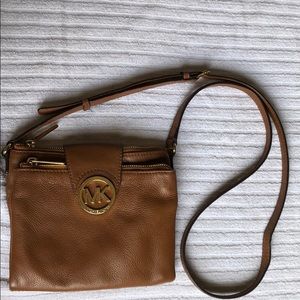 Michael Kors camel cross bag